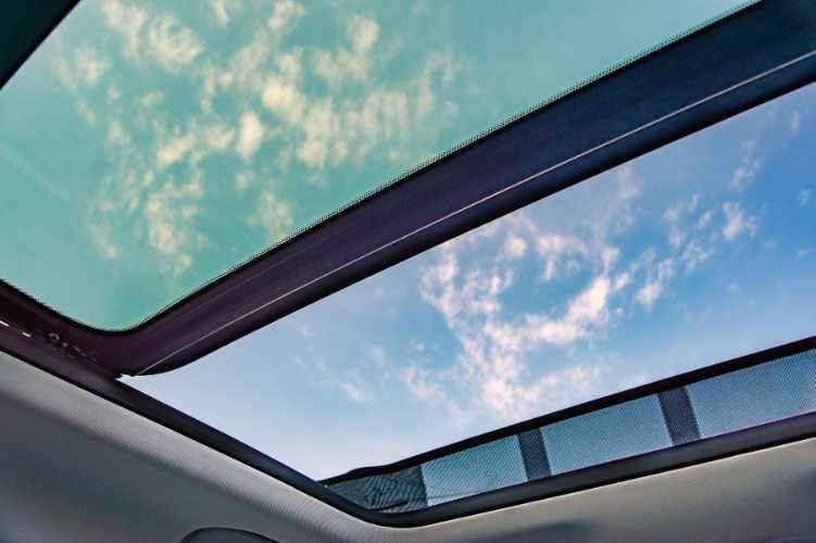 sunroof replacement Montreal